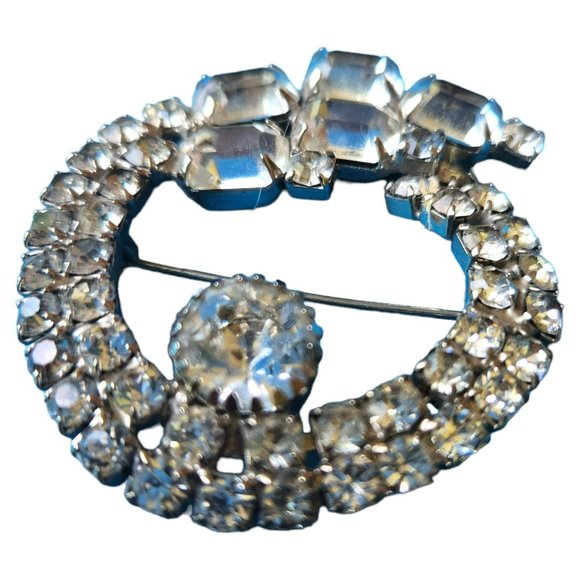 Clear Rhinestone Silvertone Brooch Prong Set 1-7/8 in. x 2 in. - Picture 7 of 8